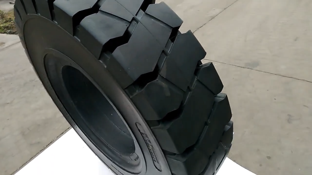 Haifeng Automation Empowers OTR Tire Manufacturing Production Line Upgrade Case of a Shandong Factory-2